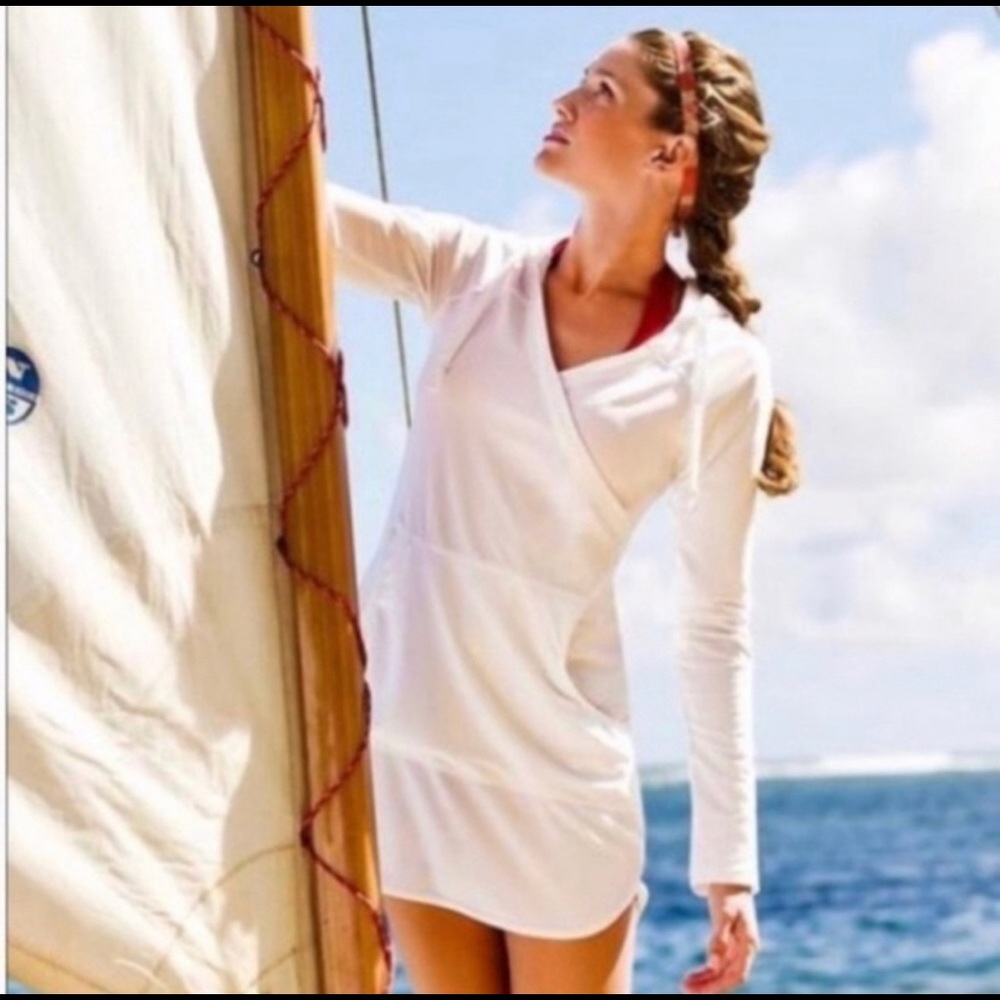 Athleta Wick-it Wader Coverup Hoodie Tunic Top Sm